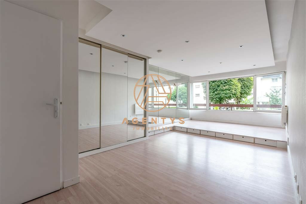 vous cherchez &agrave; r&eacute;nover votre appartement &agrave; bry-sur-marne ? d&eacute;couvrez nos services de r&eacute;novation sur mesure pour moderniser, optimiser et valoriser votre habitat. devis gratuit et accompagnement personnalis&eacute;.