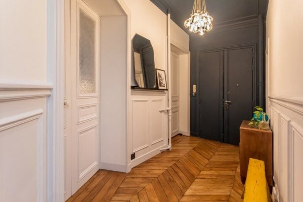 d&eacute;couvrez nos conseils et services pour la r&eacute;novation d&rsquo;appartements haussmanniens : valorisation du cachet d&rsquo;origine, optimisation des espaces et modernisation dans le respect de l&rsquo;architecture classique parisienne.