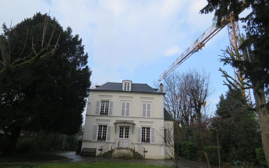 d&eacute;couvrez nos services de r&eacute;novation de maison &agrave; bry-sur-marne : modernisation, agrandissement, am&eacute;nagement int&eacute;rieur et ext&eacute;rieur. obtenez un devis gratuit pour transformer votre habitation selon vos envies et besoins.