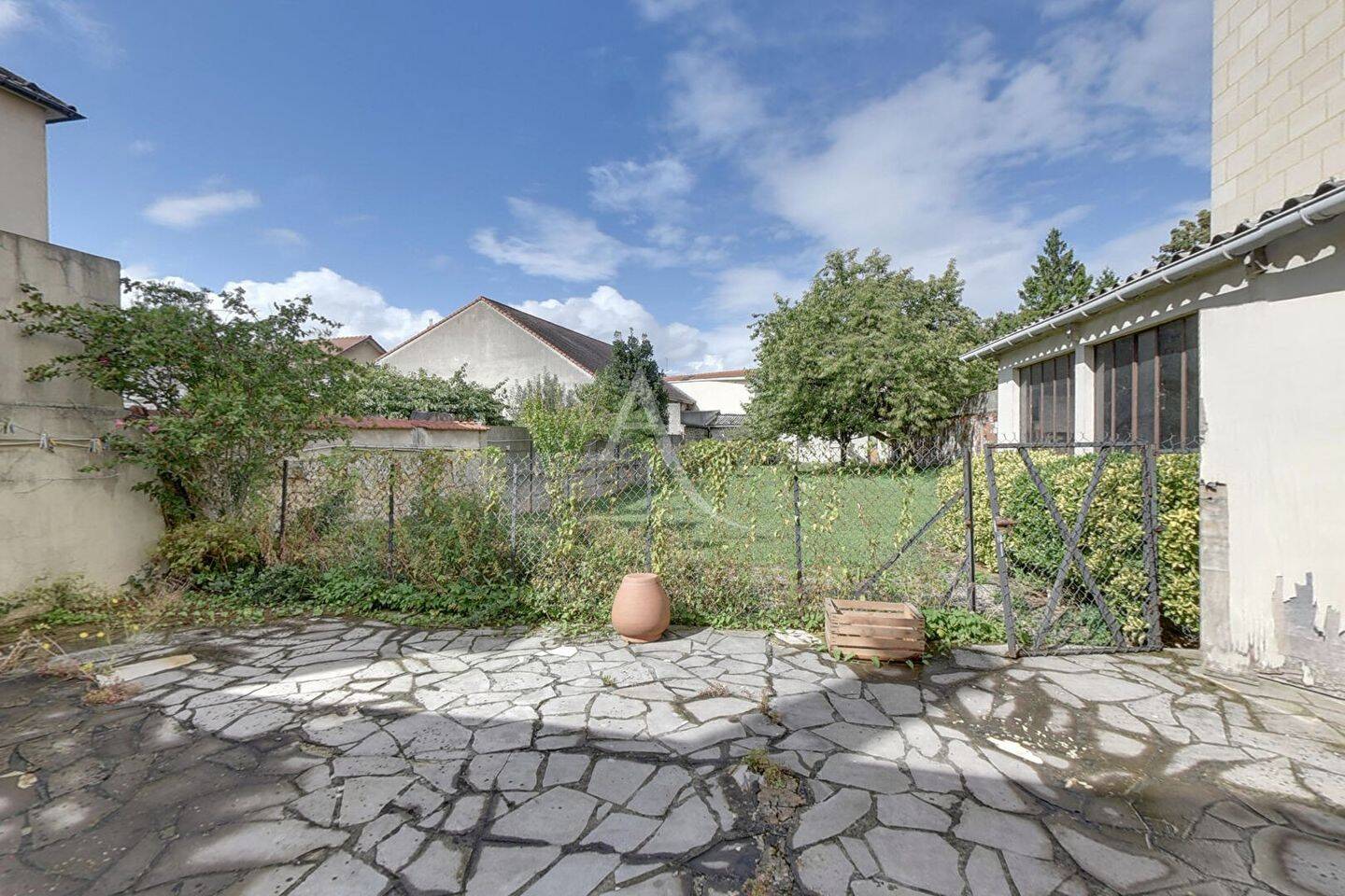 confiez la r&eacute;novation de votre maison &agrave; bry-sur-marne &agrave; des experts. am&eacute;liorez confort, style et performance &eacute;nerg&eacute;tique avec des solutions personnalis&eacute;es et un accompagnement complet de votre projet.