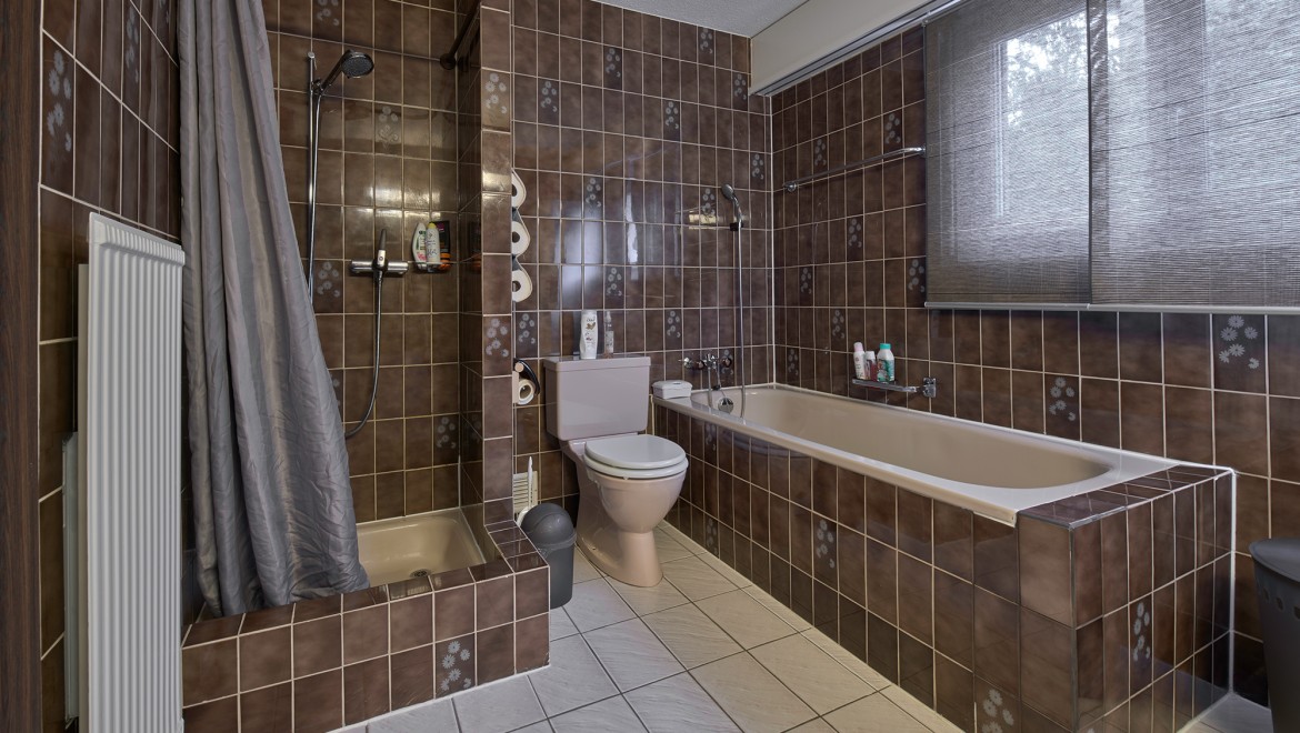 r&eacute;novez votre salle de bains avec style ! d&eacute;couvrez nos conseils et astuces pour moderniser votre espace, optimiser le confort et choisir les meilleurs mat&eacute;riaux pour une r&eacute;novation r&eacute;ussie.